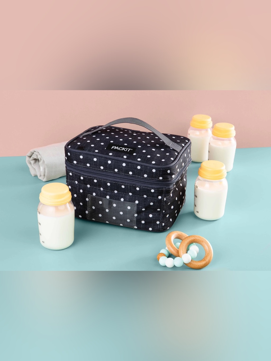 Freezable Breastmilk & Formula Cooler — image 3 of 7